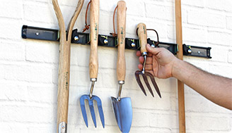 Хранение садовых инструментов и аксессуаров 