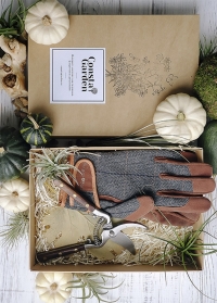 Подарок мужчине для сада и дачи Tweed and Wood от Consta Garden фото