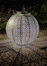 Декоративный уличный фонарь на солнечной батарее Giant Damasque Smart Garden фото
