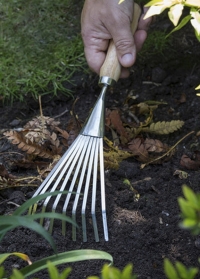 Веерные грабли малые на короткой ручке для сада и огорода Burgon & Ball (Великобритания) фото